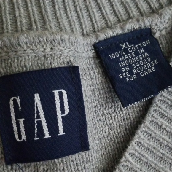 XL Gap Sweater - Picture 3 of 5